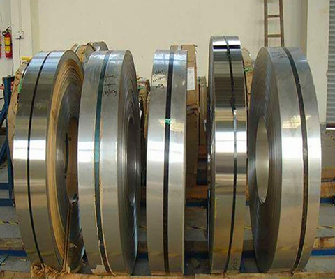 Las bobinas de acero inoxidables laminadas en caliente de las tiras de AISI 439 rajaron un brillo más alto del borde