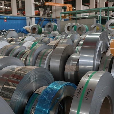 La longitud modificada para requisitos particulares ASTM de acero inoxidable plana de la tira 304 rajó el borde