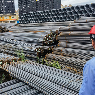 Las colocaciones laminadas en caliente de la tubería de acero del carbono de HRB335 HRB500 deformaron el Rebar de acero